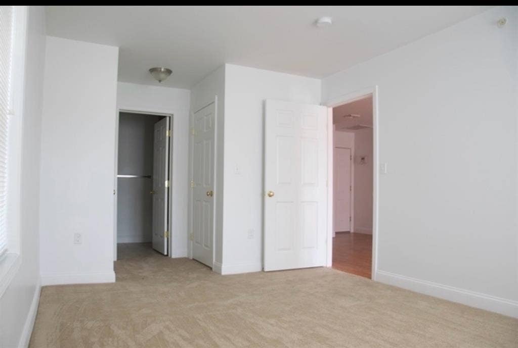 Private Room & bath in 2b2b nashua