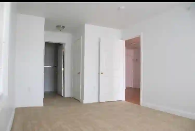 Private Room & bath in 2b2b nashua