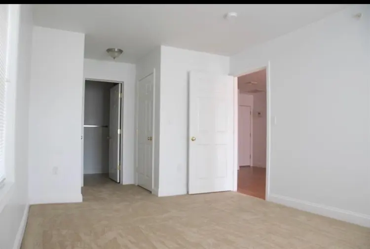 Private Room & bath in 2b2b nashua