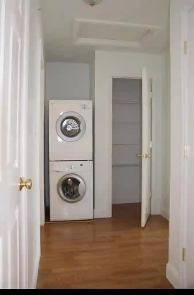 Private Room & bath in 2b2b nashua