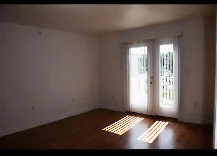 Private Room & bath in 2b2b nashua