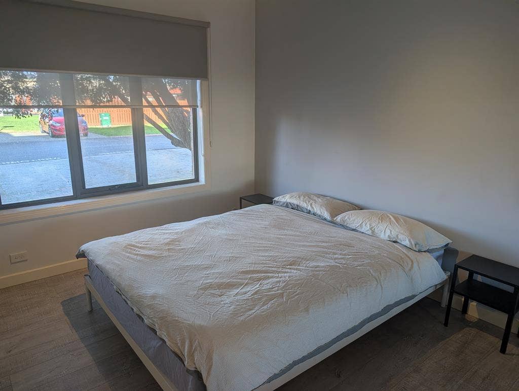 Room for rent in shared apartment