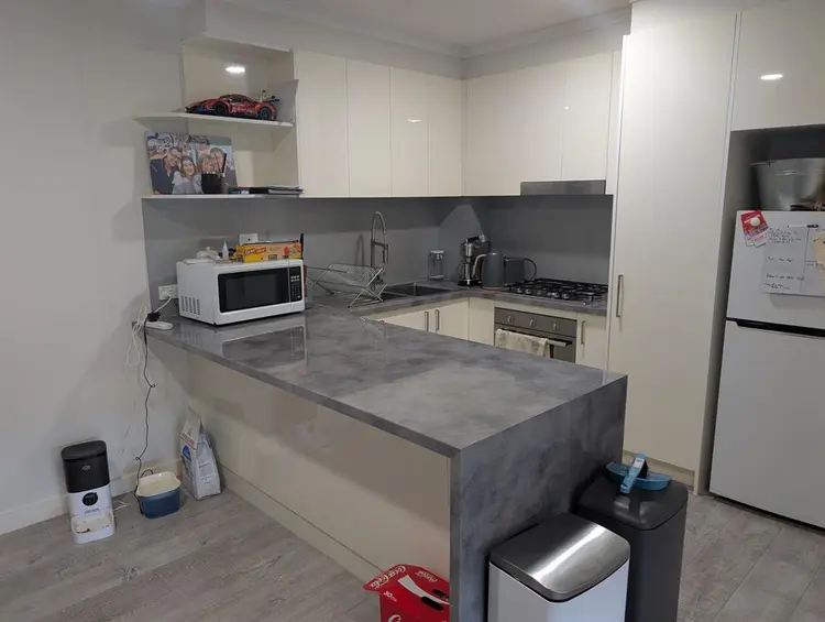 Room for rent in shared apartment