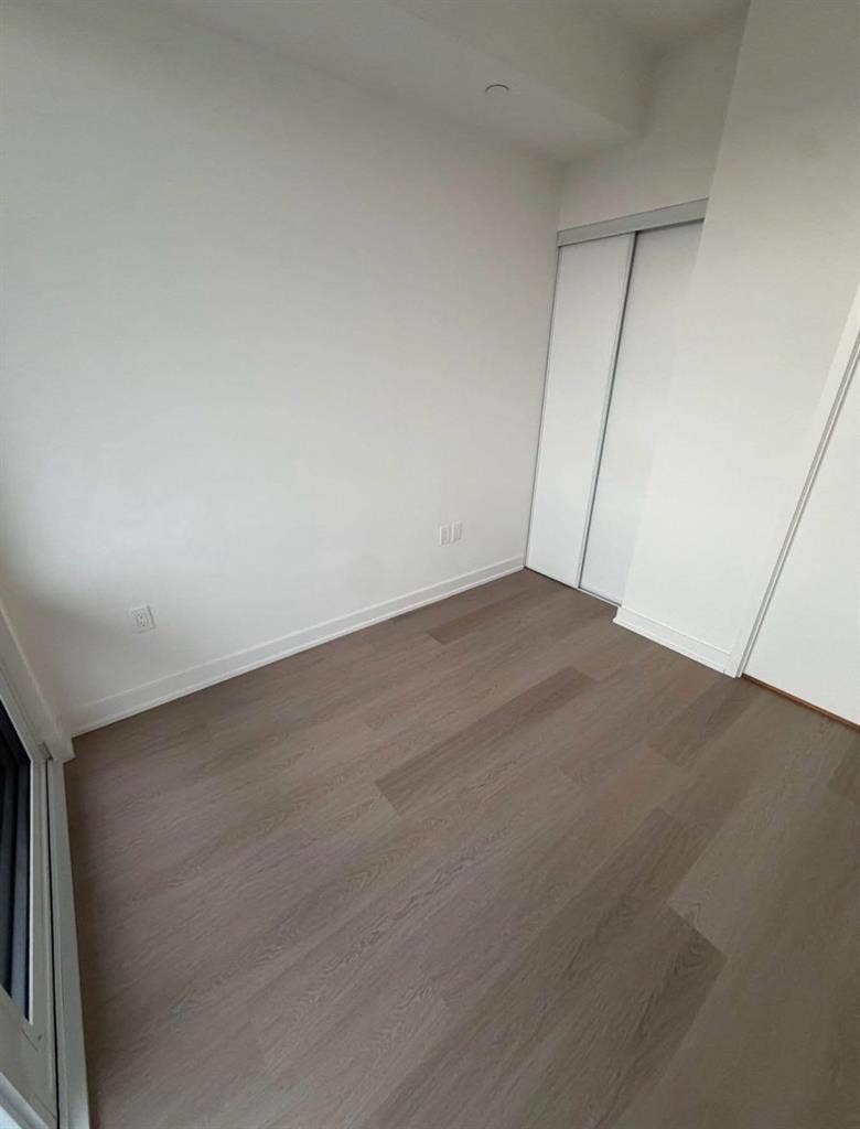 2 Beds & 1 Bath at M3