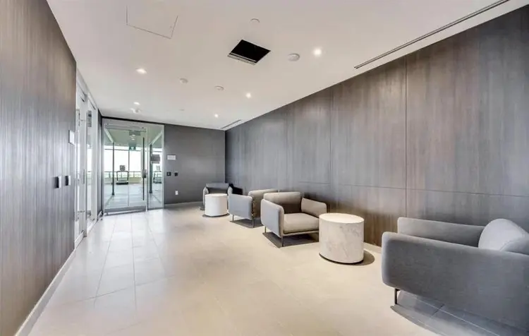 2 Beds & 1 Bath at M3