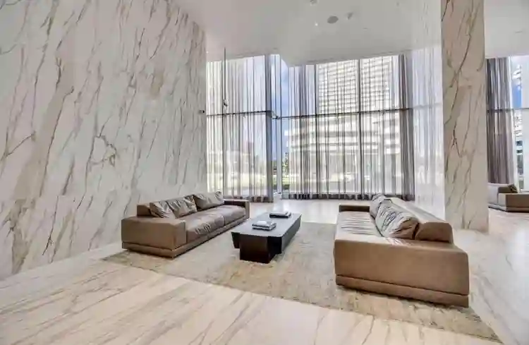 2 Beds & 1 Bath at M3