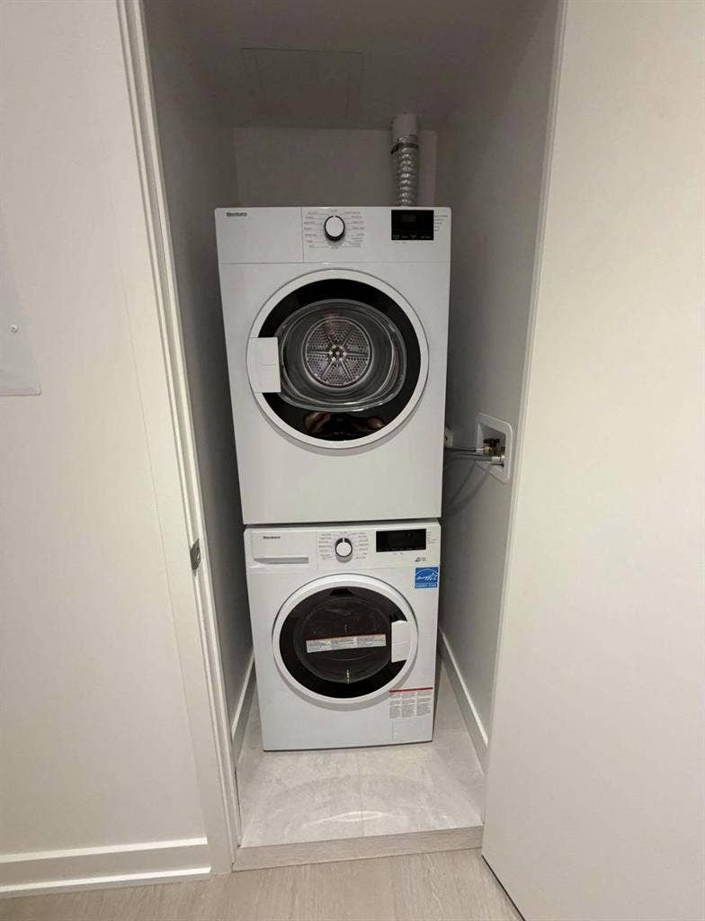 2 Beds & 1 Bath at M3