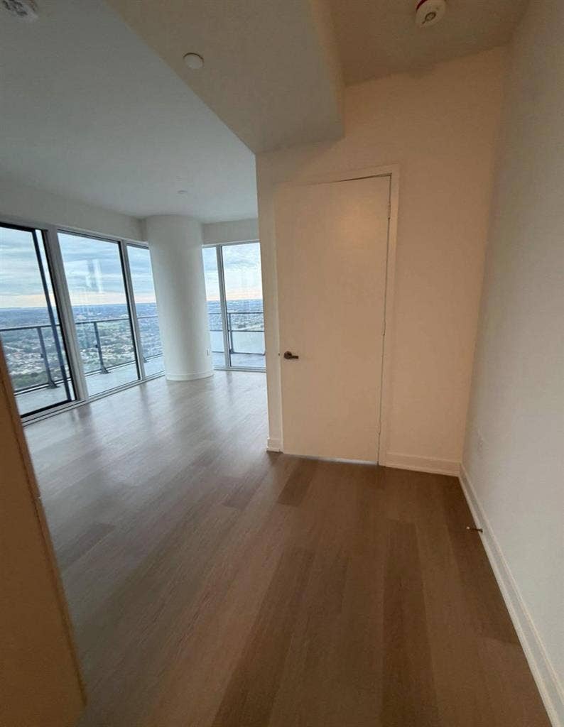 2 Beds & 1 Bath at M3