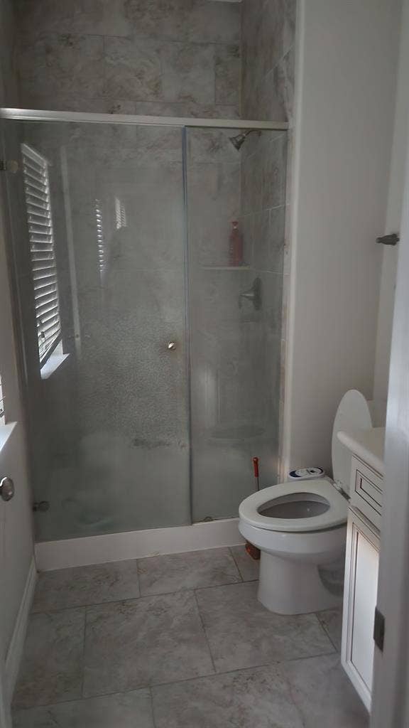 Nice clean room in gated community