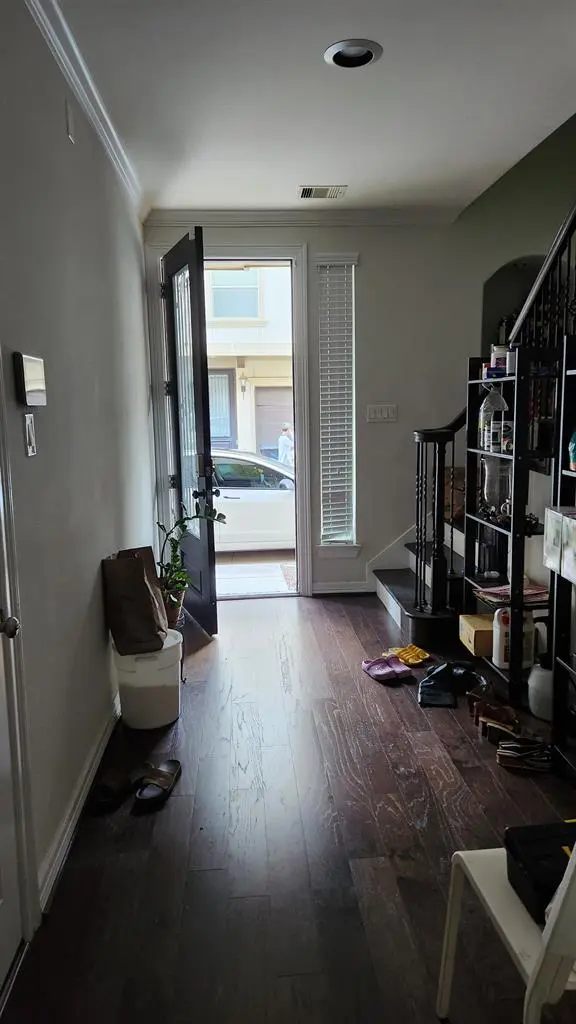 Nice clean room in gated community