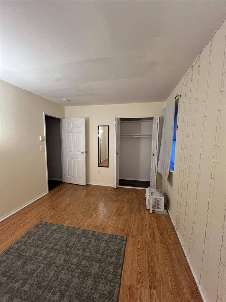 Unfurnished Room for Rent