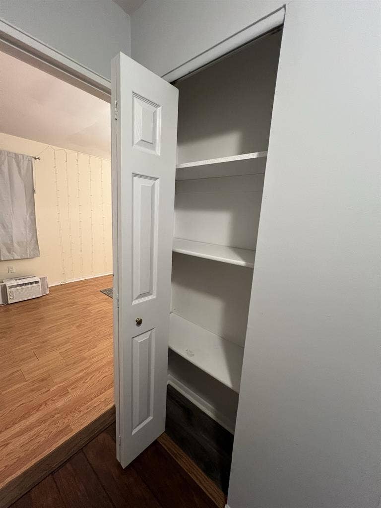 Unfurnished Room for Rent