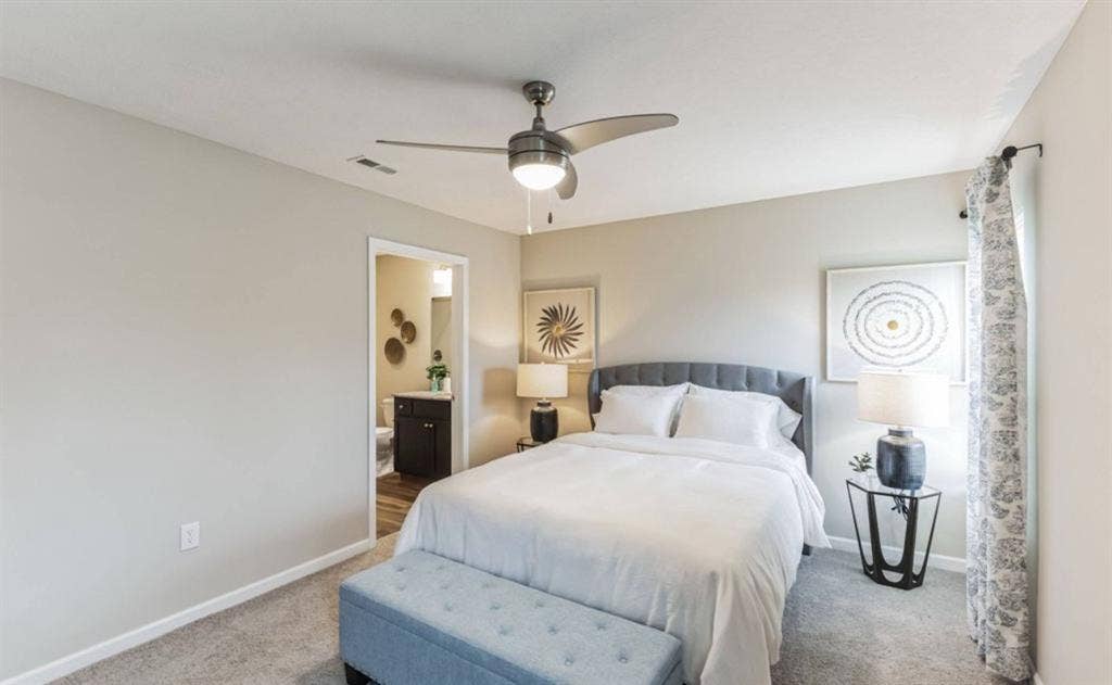 2 Bedroom 2 Bedroom avl for rent