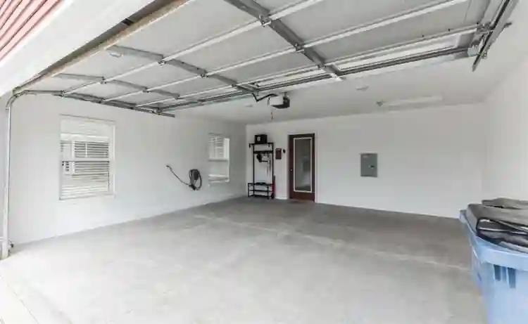 2 Bedroom 2 Bedroom avl for rent