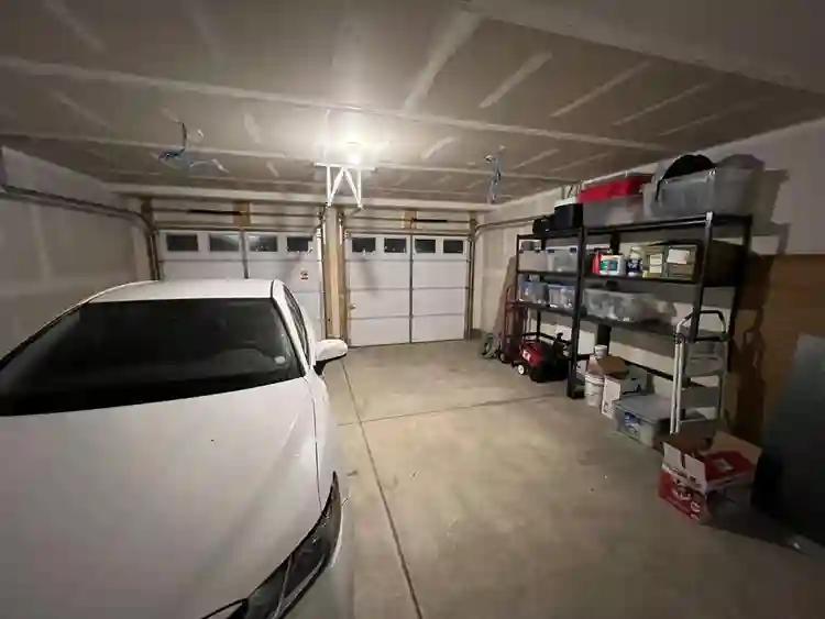Room offer, looking for a roomate