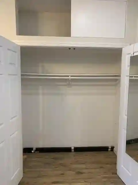 1 BDrm w/Private entrance in a 2Bd.