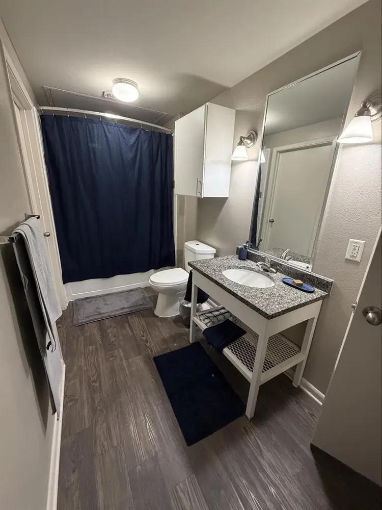 Private Bedroom in SHARED 1BR Apt
