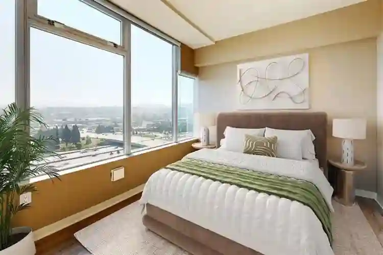 Looking for roommate to move ASAP