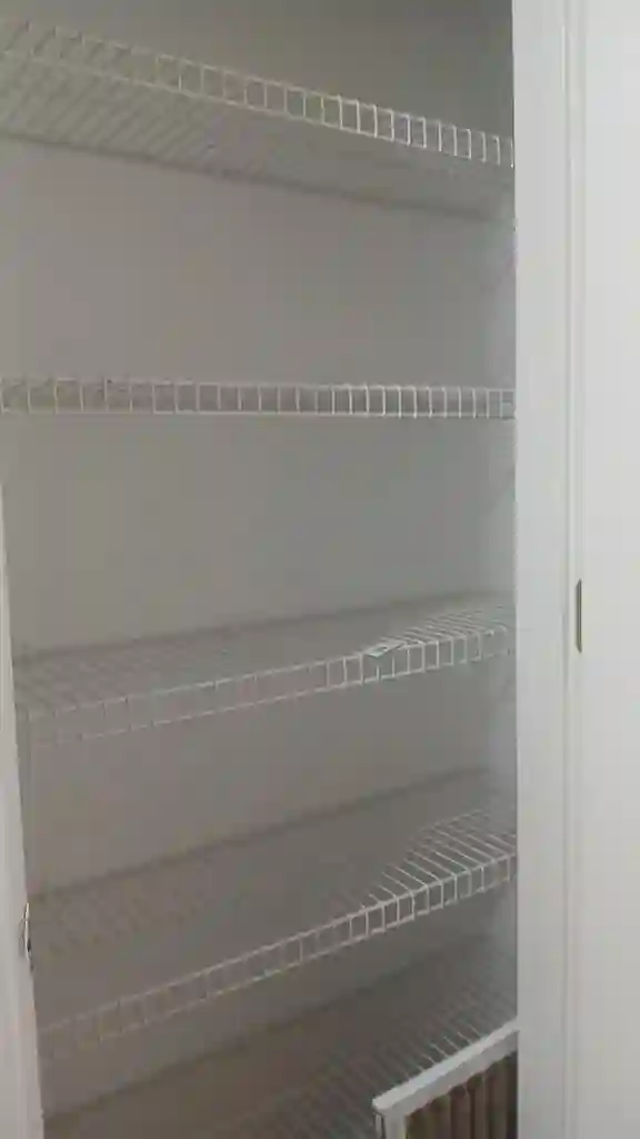 Looking for a female roommate