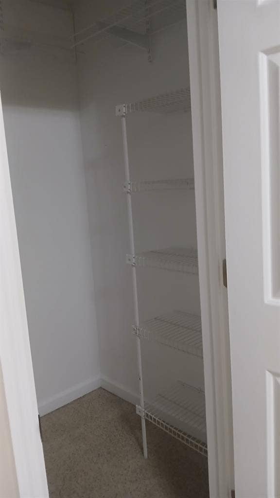 Looking for a female roommate