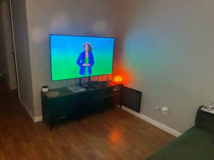 hi look at my apartment