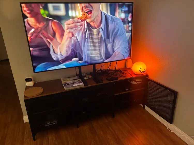 hi look at my apartment