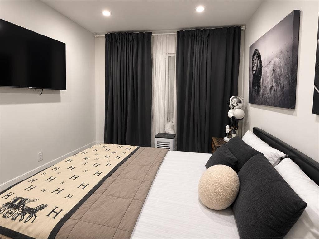 Modern furnished room