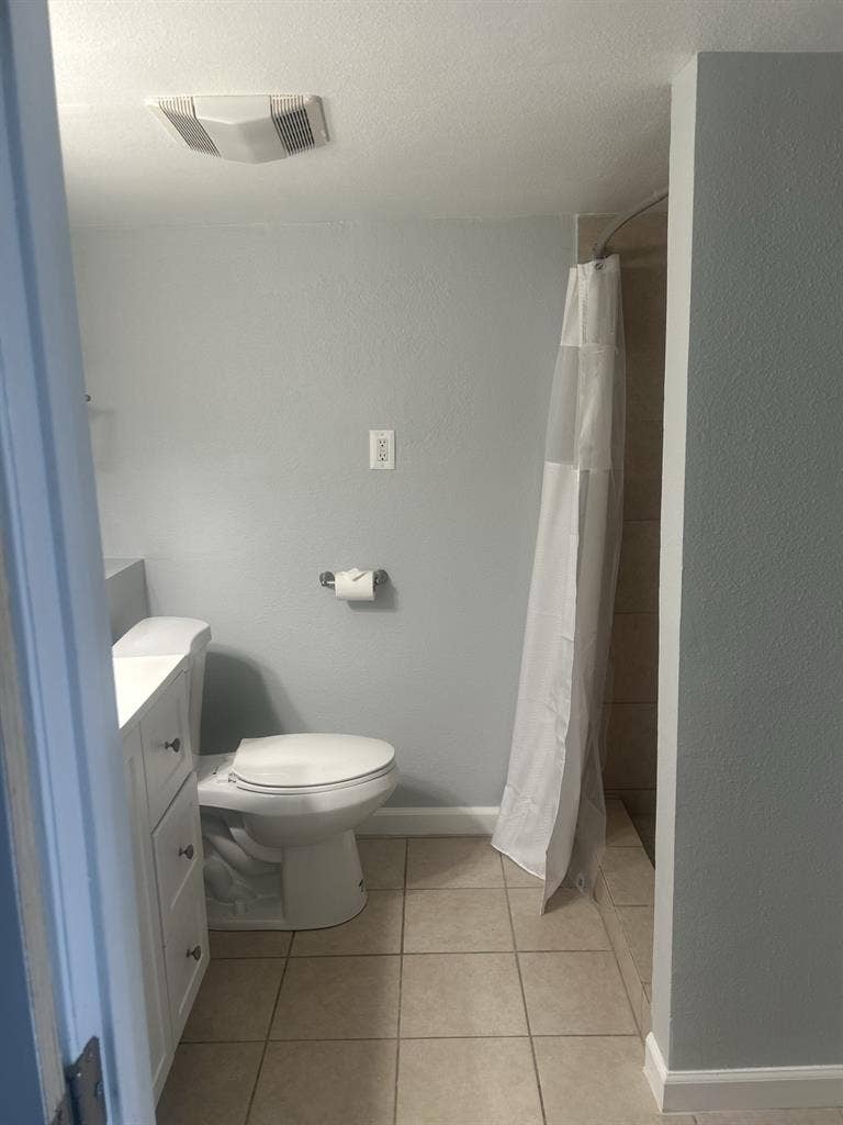 Beautiful converted basement/studio