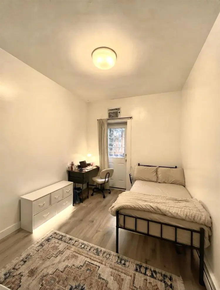 Private room with balcony Brooklyn