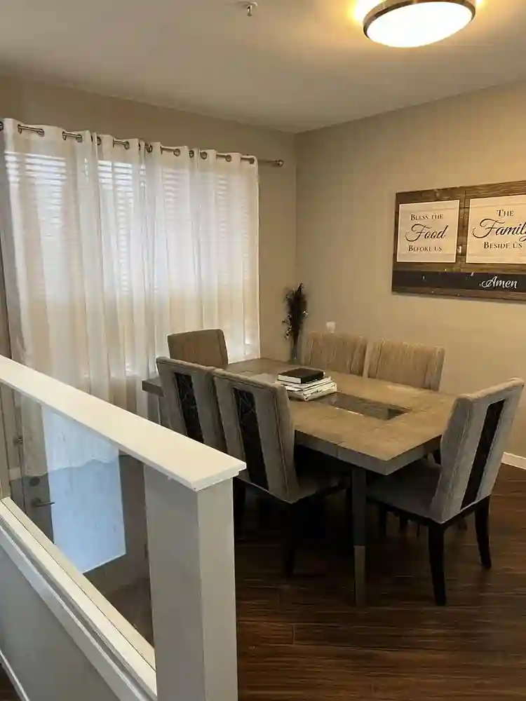 Furnished room with en-suite bath