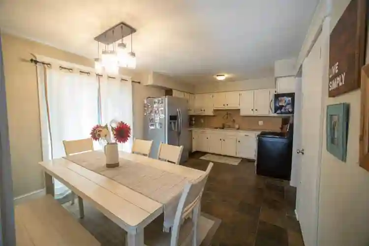 Roommate wanted