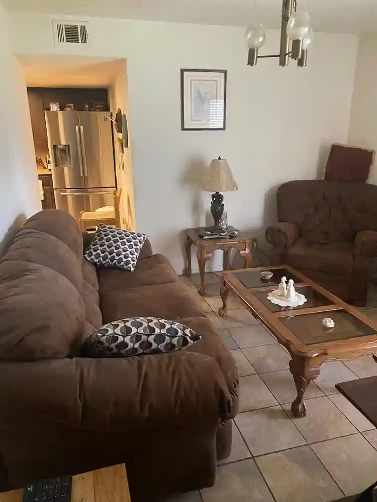 Upstairs Bedroom & Bath for Female