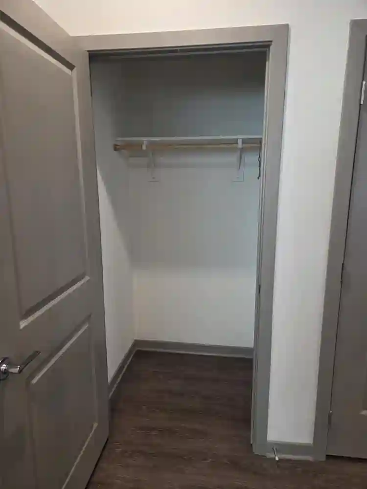 Quiet shared apt in Ellenton