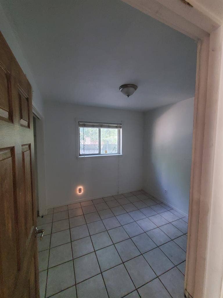 Private Room in Cozy Ftw House