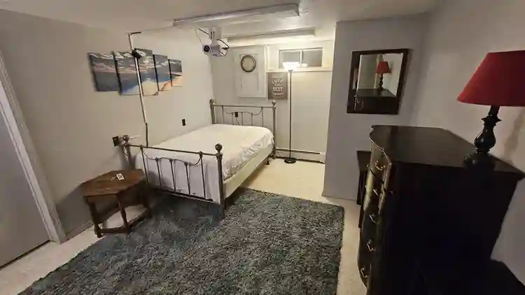 Furnished spare room Milton VT