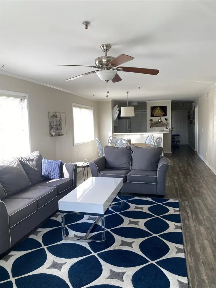 3 bed/3 bath condo