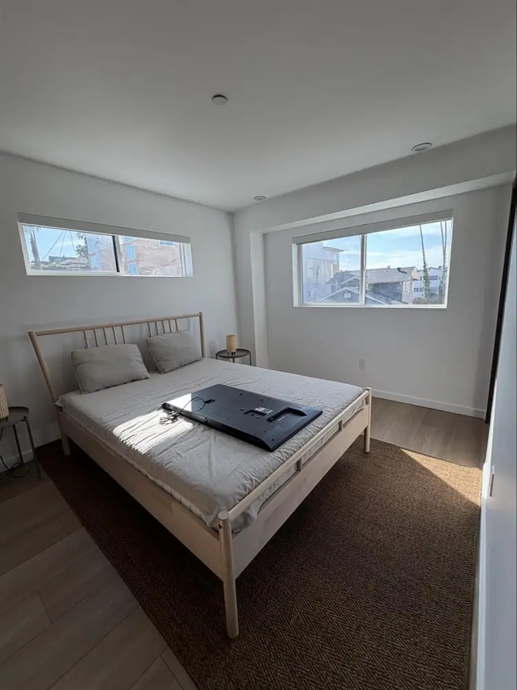 looking to replace roomate