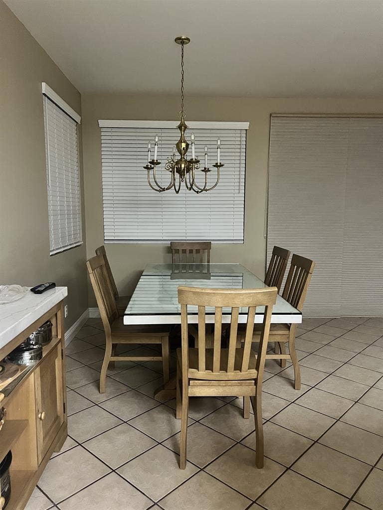 Room in 4 bed house gated community