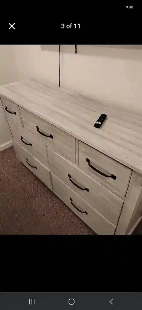 Female roommate wanted