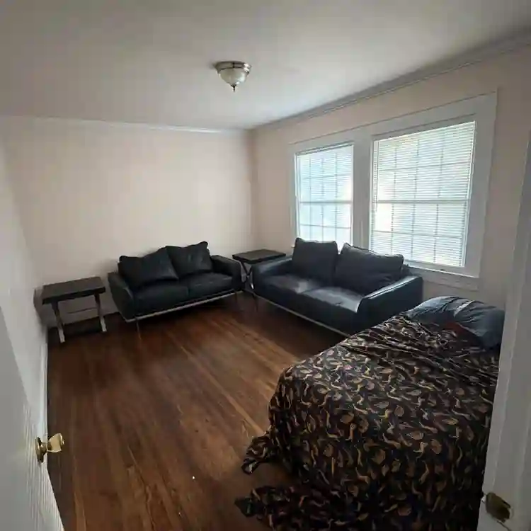 One bedrool for rent