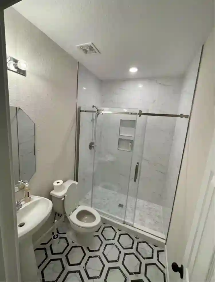 Private room with private for rent