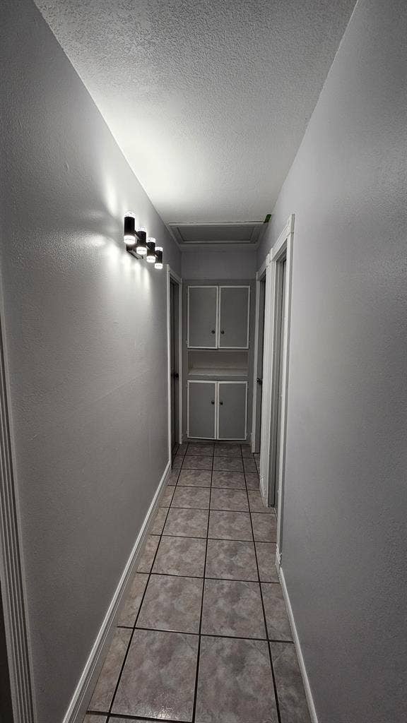 Private Room, Shared Bathroom