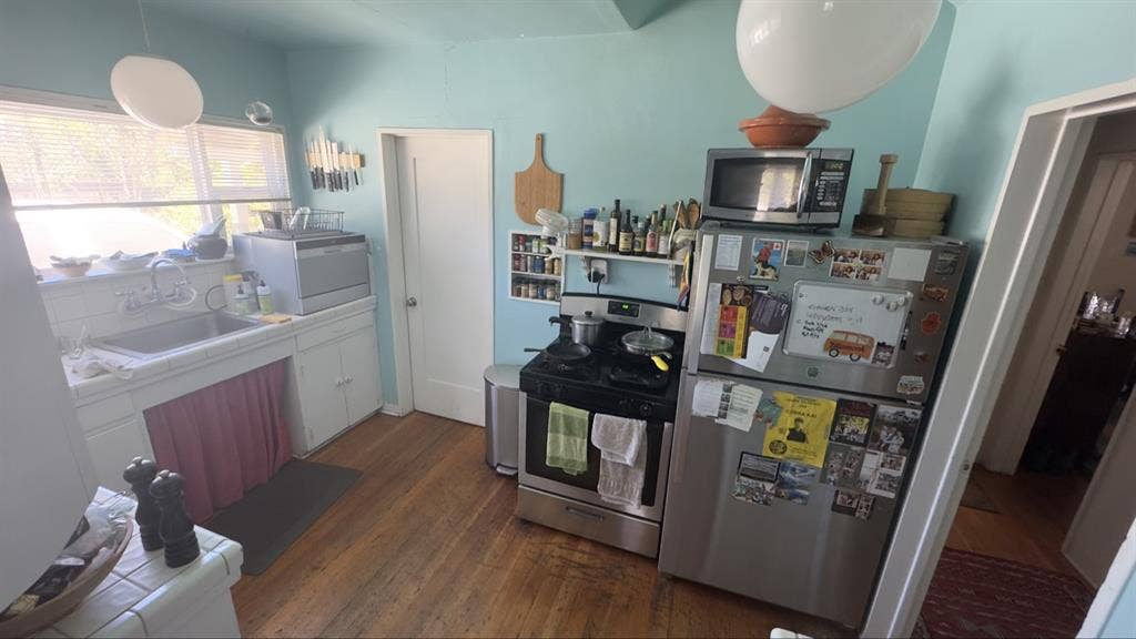 BDRM available in 2bd 1 bath home