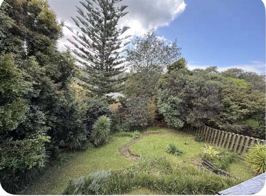 Huge 35m2 Room – Private Entrance