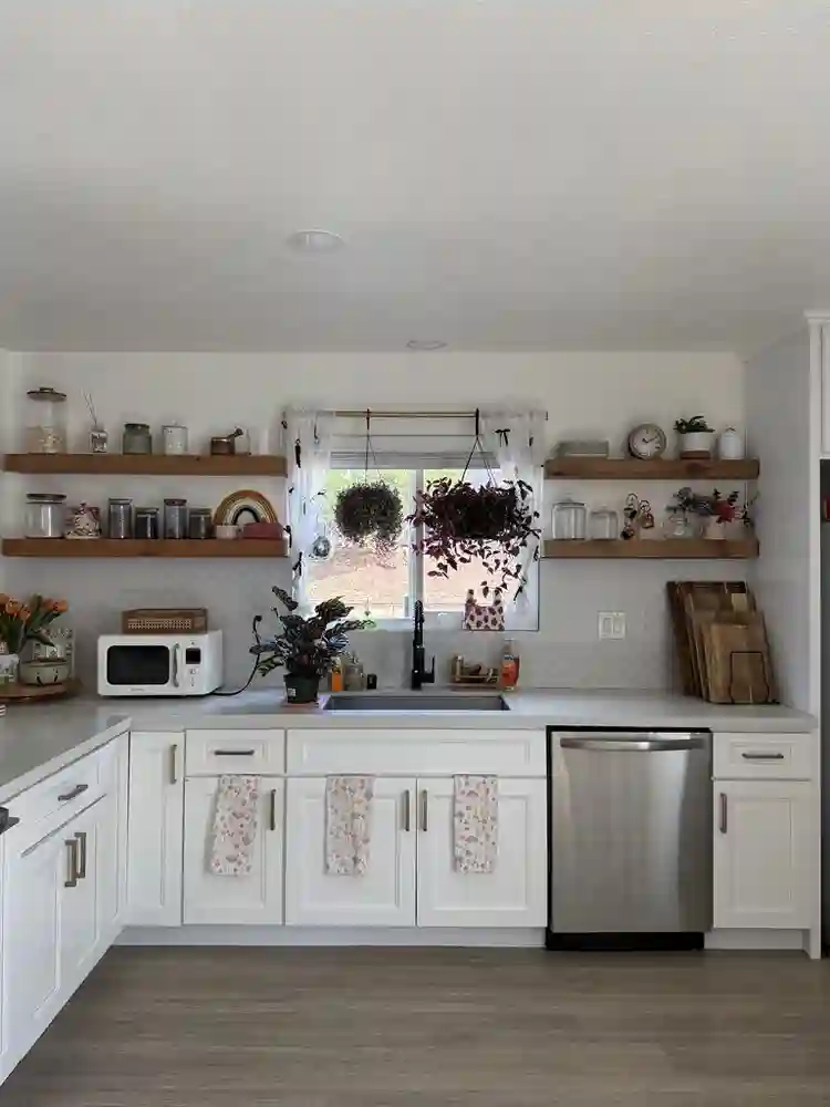 Private bedroom & bathroom near UCR
