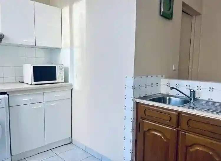 I’m offering a studio for rent