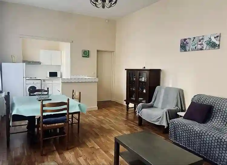 I’m offering a studio for rent