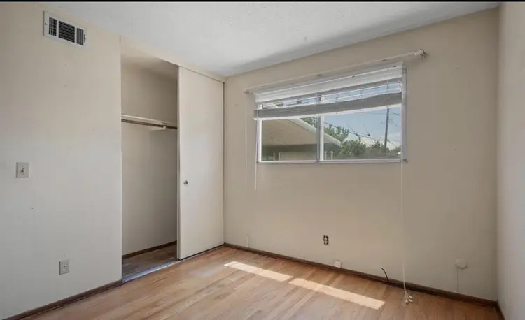 Rooms for rent