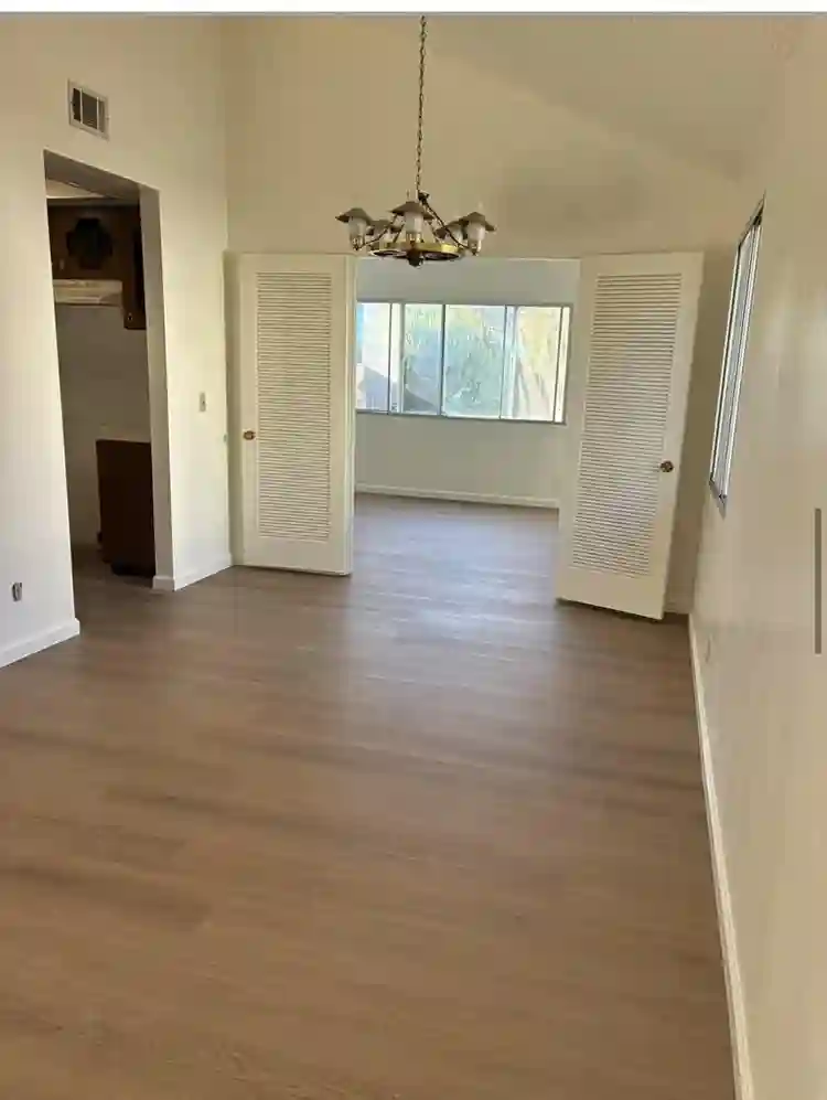 Rooms for rent