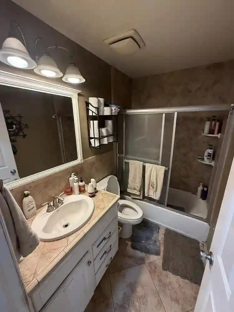 Room for rent in a house